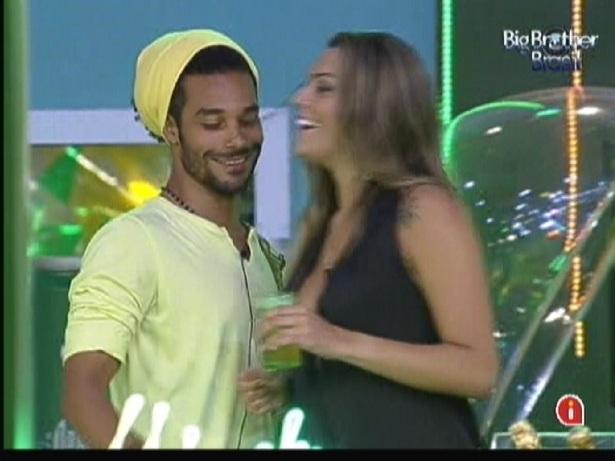 baixar Ver Vídeo Estupro BBB 12 - Vídeo de Sexo BBB 12 (Daniel e Monique) - Assista ao Vídeo Proibido download