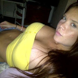 ace7Z69V Ninfeta deliciosa perdeu o celular e caiu na net
