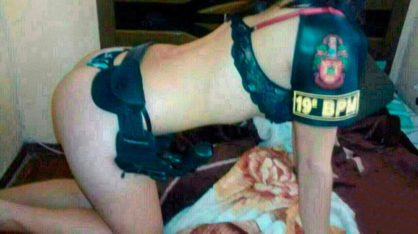 LtVGOwE Putinhas da polícia do Brasil