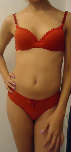taoQxpw Fernandinha gostosa e gulosa